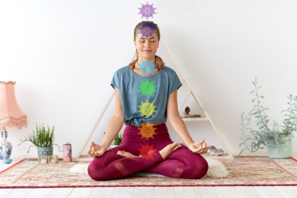 Kundalini yoga là gì? Lợi ích và những khuyến cáo khi luyện tập