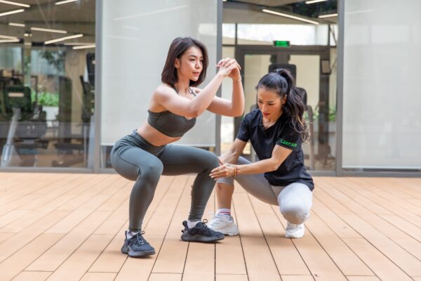 7 típ giúp bạn có một tư thế squat hoàn hảo