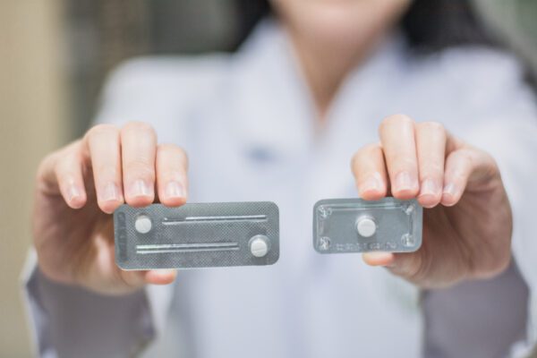 Cùng khám phá 4 động tác yoga chữa rong kinh rất vi diệu